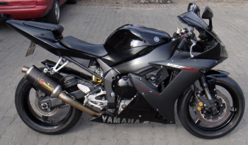 R1 BLACK.png