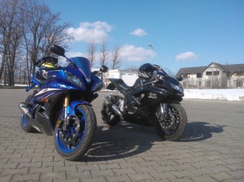 r6-gsxr.jpg