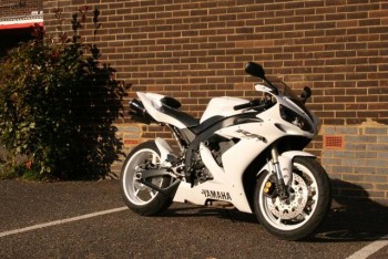 r1 white.jpg