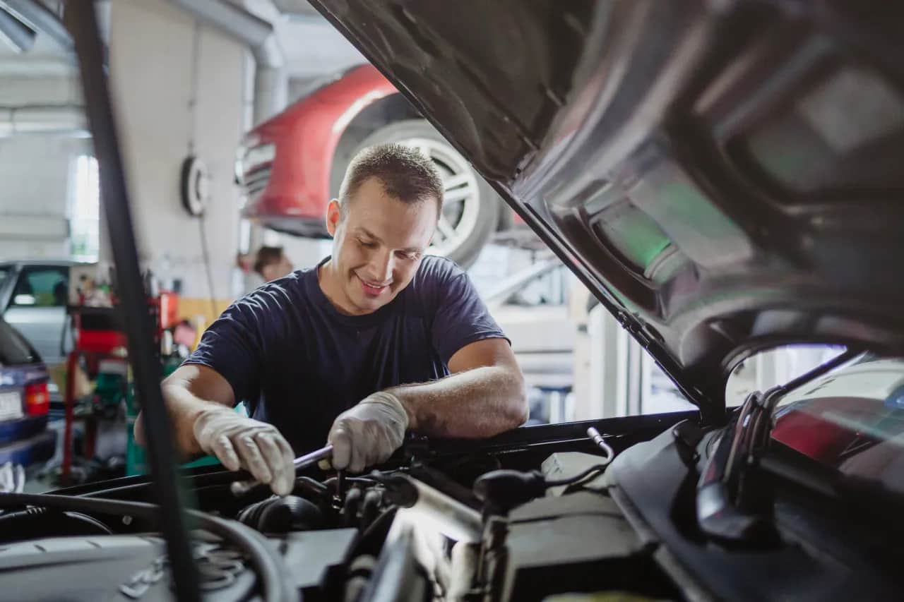 Warsztat samochodowy: Jak otworzyć i uniknąć pułapek?