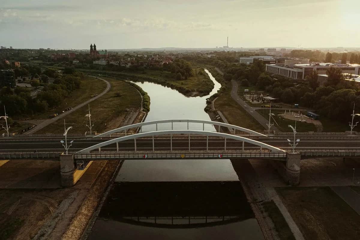 Motocyklem z Poznania: Kręte drogi i piękne widoki Wielkopolski
