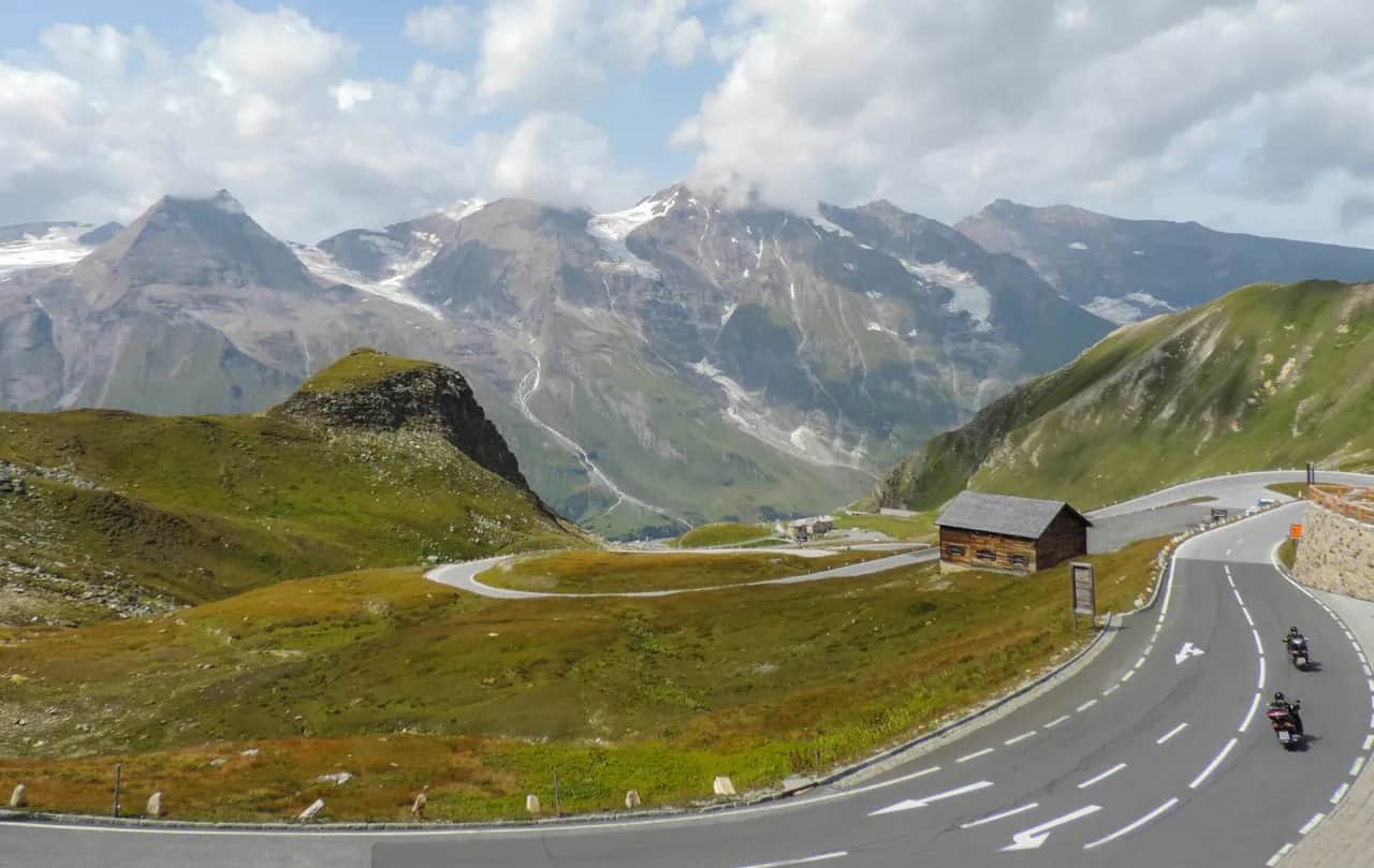 Grossglockner motocyklem 2026: Poradnik + ceny, trasa, noclegi