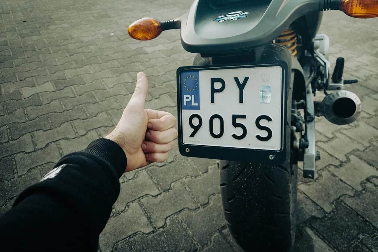 Rejestracja motoroweru: Obowiązek czy mit? Pełny przewodnik!