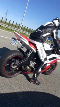 Yamaha 2.jpg (133.95 KiB) Przeglądane 6117 razy Yamaha 2.jpg